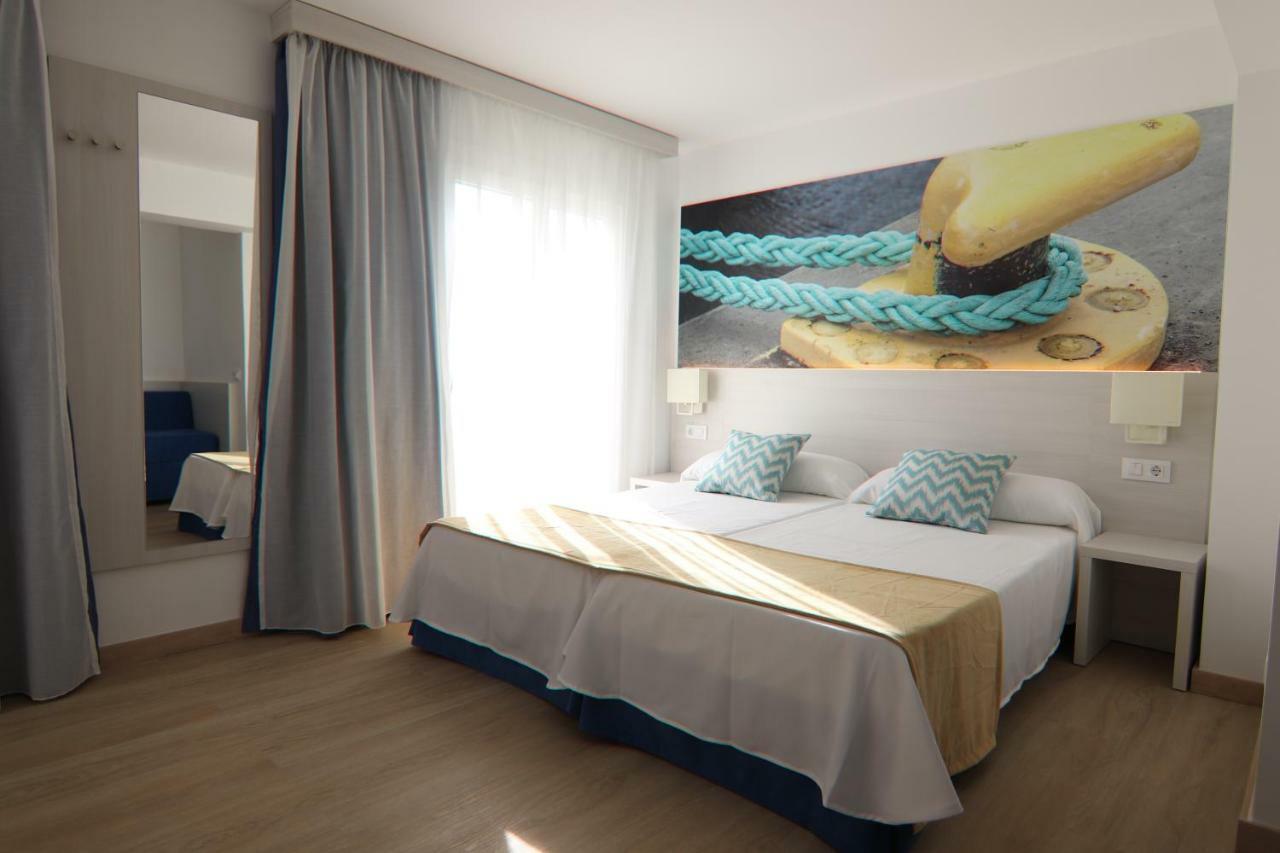 Hostal Cala Ratjada المظهر الخارجي الصورة